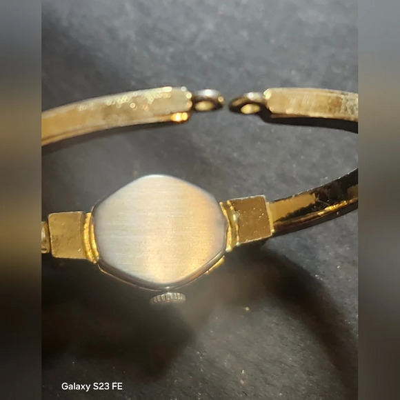 Vintage Rare 40s or 50s Carlisle womens watch